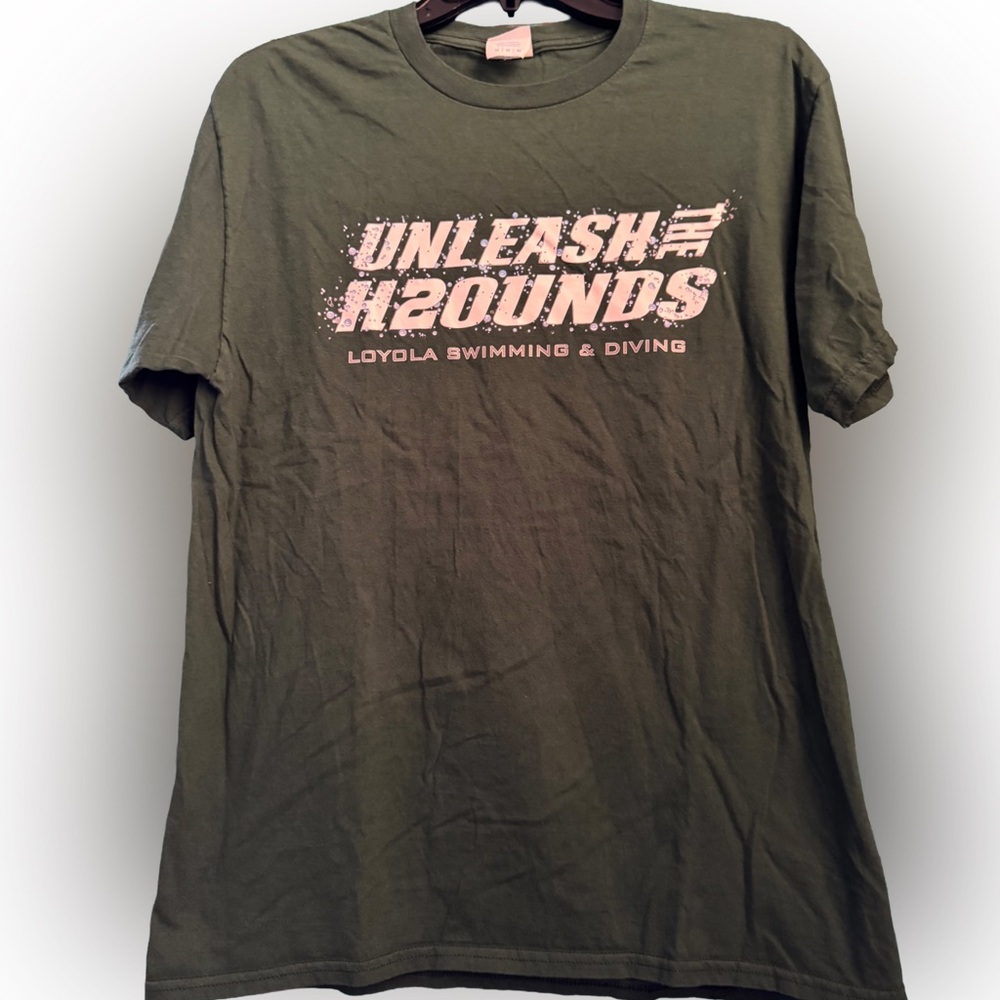 LUMD Loyola University Maryland Greyhounds Port & Company Tee Shirt, Medium